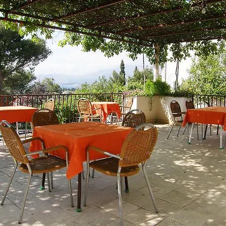 Apartment Fenix Two Bedroom Apartments Cavtat